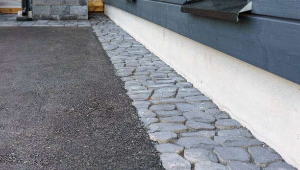 Best Local Driveway Pavers  in Kaukauna, WI